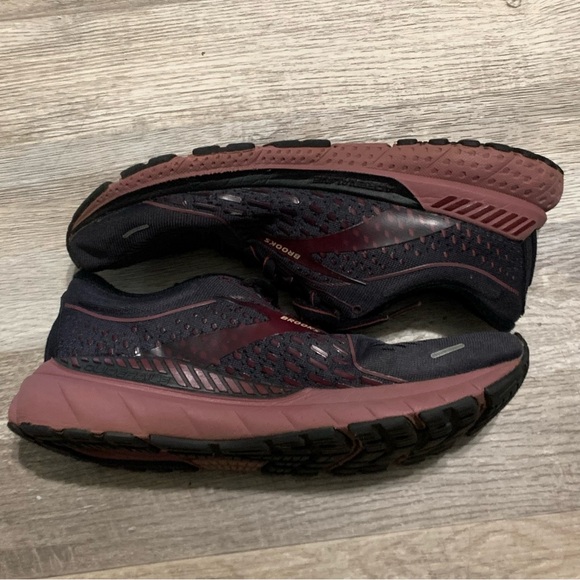 Brooks Womens Adrenaline GTS 21 1203291B050 Gray Running Shoes Sneakers Size 9 B - Picture 8 of 9